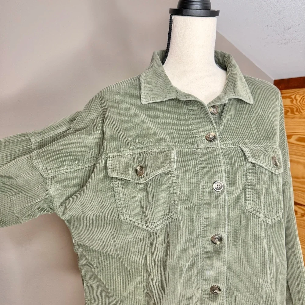 American Eagle Outfitters Corduroy Shirt Jacket Shacket Olive Green Medium M